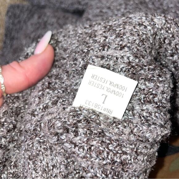 Pink Clover women's sweater boxy gray/black comfortable SZ L button edges - Picture 6 of 11